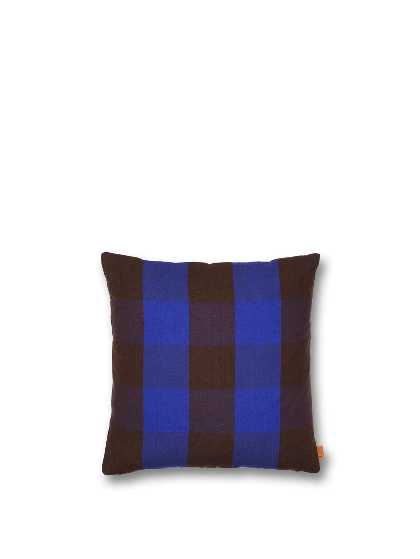 Grand Cushion – Chocolate/Bright Blue Cushions