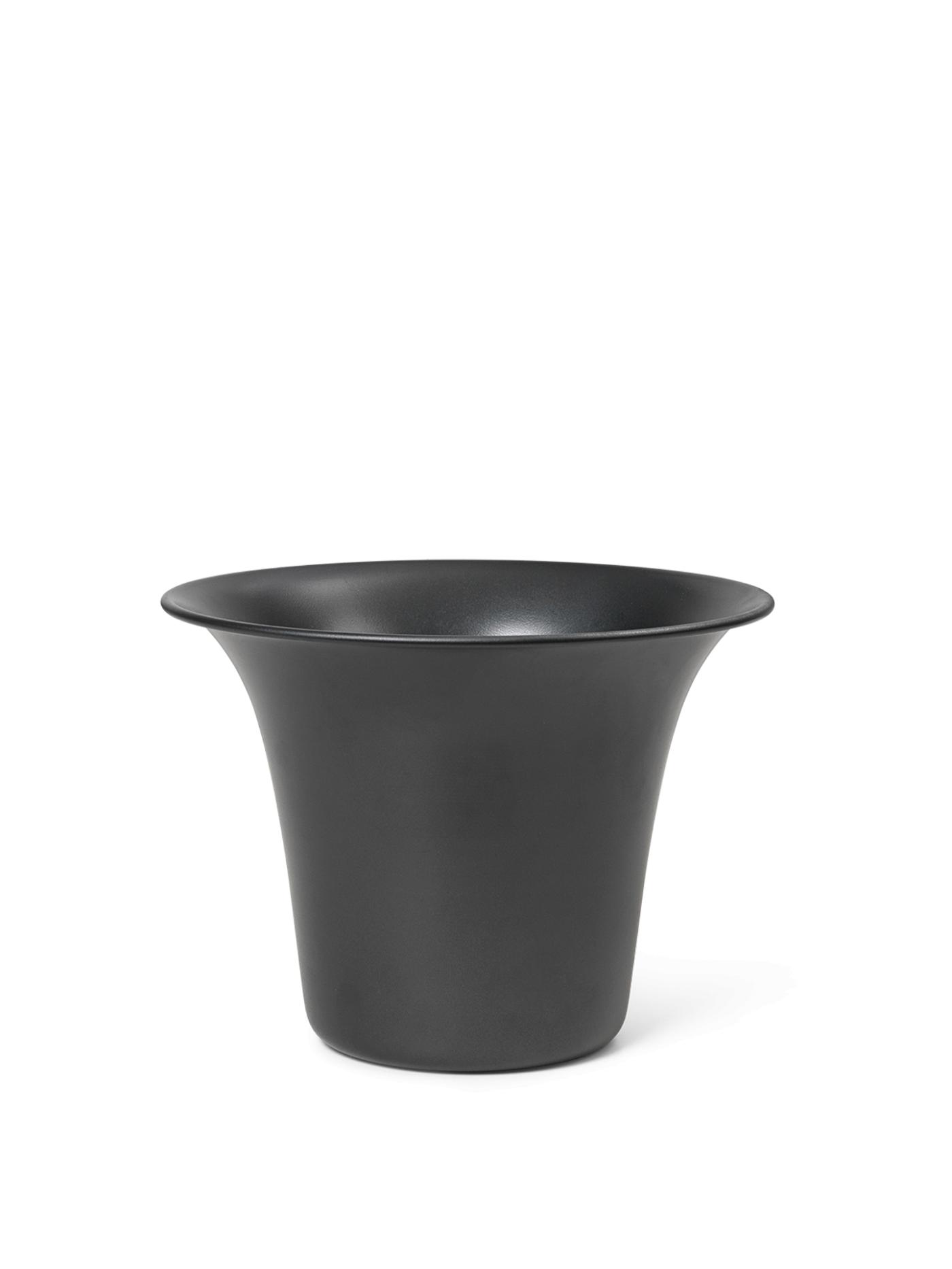 Spun Alu Pot – Blackened Aluminium Accessories